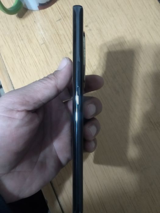 Срочно продам телефоны Honor X9b в отличном состоянии