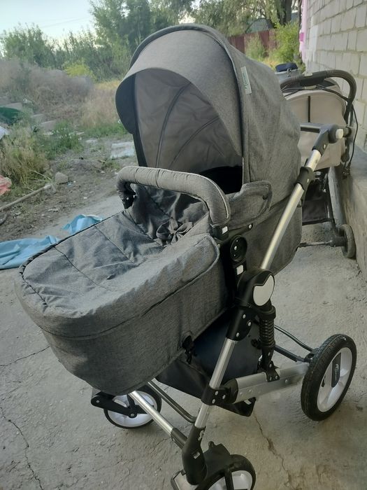 Детское коляска в идиялном состояни