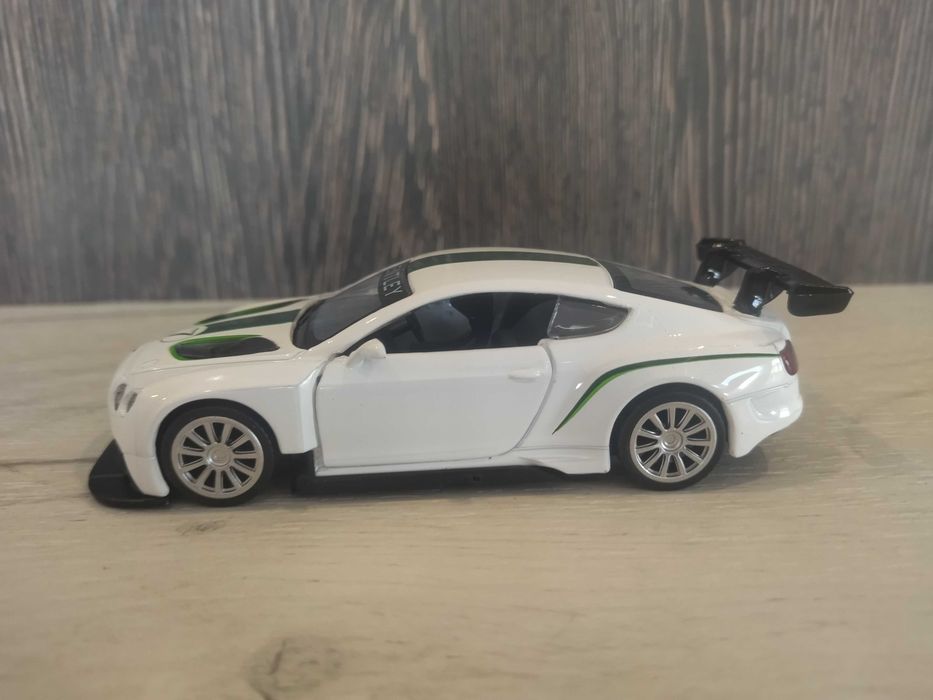 Метална количка Bentley Continental GT3 !!!