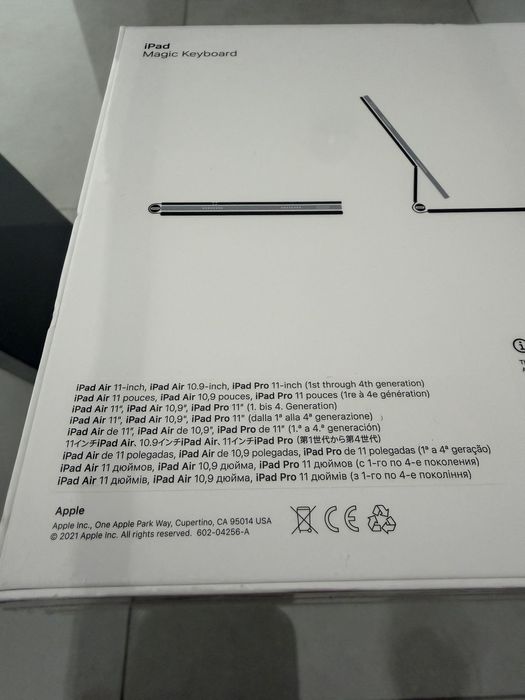 Tastatura / Husa Apple iPad Air 11 Magic Keyboard • NOUA / SIGILATA •