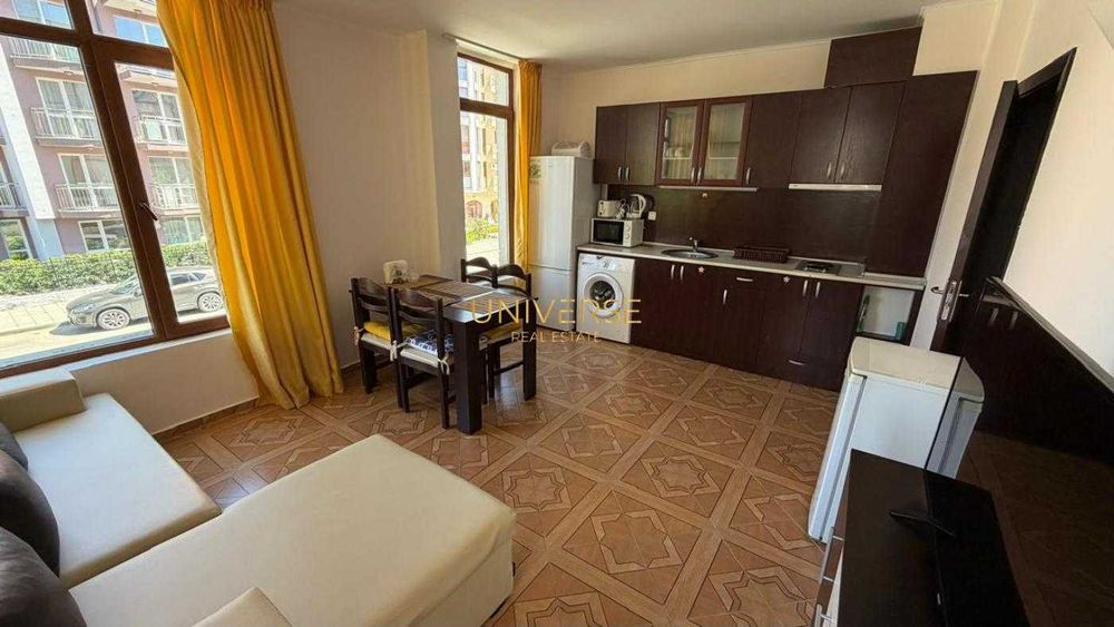 Продава се Двустаен апартамент в к.к. Слънчев бряг - 58 кв.м за 658 €/кв.м - Снимка #1