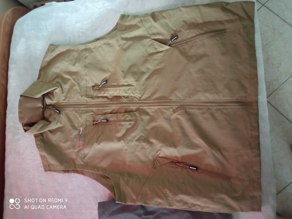 чисто нови мъжки елечета  размер ХЛ.