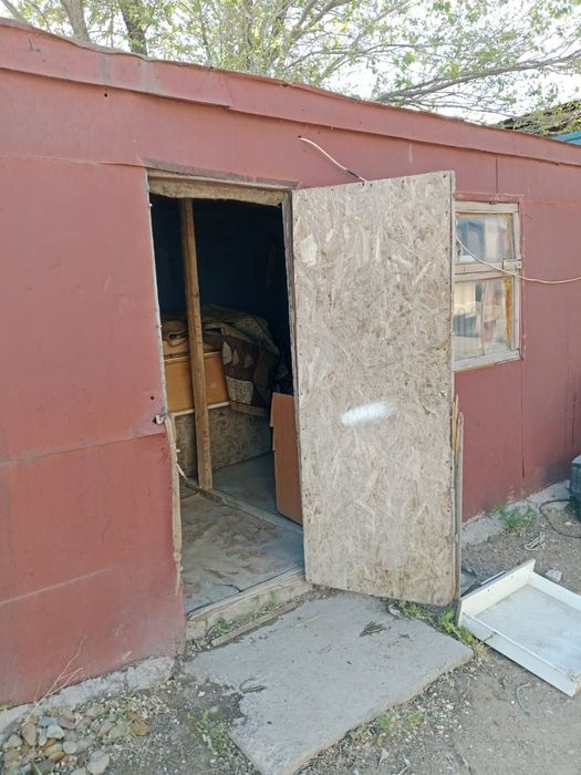 Гараж бокс вагончик