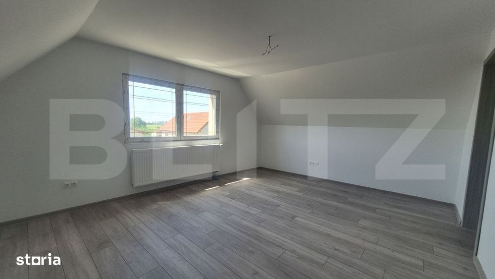 Casa cu 3 dormitoare de vanzare, 150 mp, teren 1345 mp, zona Lazuri