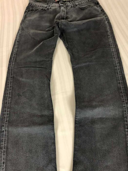 Blugi Levis 506 W32 Straight Fit
