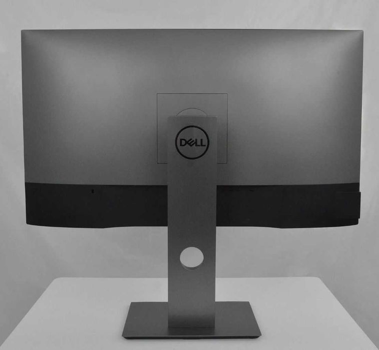 DELL UltraSharp U2717D - 27 inch - 2560 x 1440 pixeli