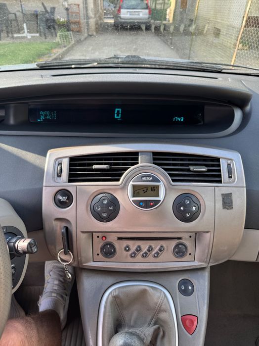 Renault Scenic 1.5 dCi