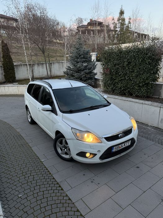 2011 Ford Focus 1.6 benzină și GPL Mașina bună Fiscal.