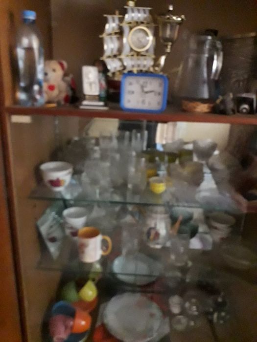 Сервант.в.хорошем.состояний