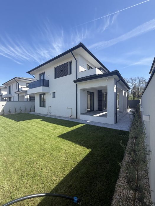 Liniște și natură: casă 4 dormitoare lângă pădure – Forest Residence, Pantelimon