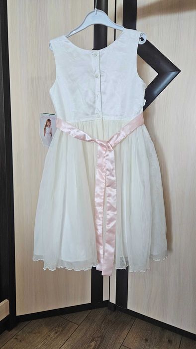 Новое платье для девочки.