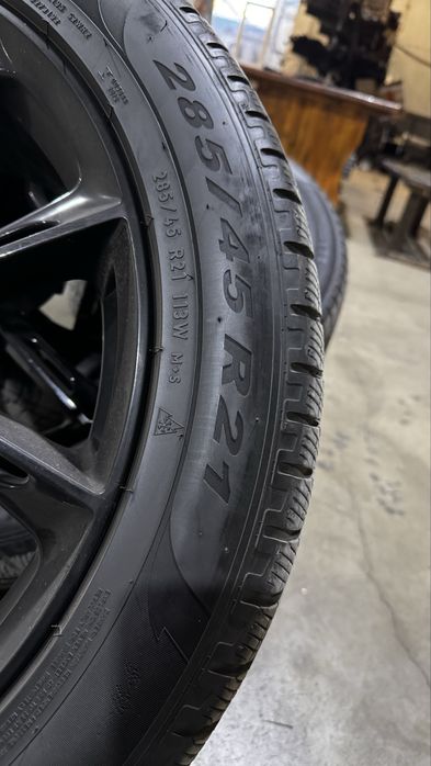 Гуми с джанти 285/45R21 BMW X5,X6,X7
