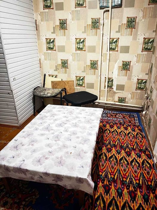 Продаётся 2 комнатная, 5 этаж 5 этажный дом Юнусабад 10 квартал