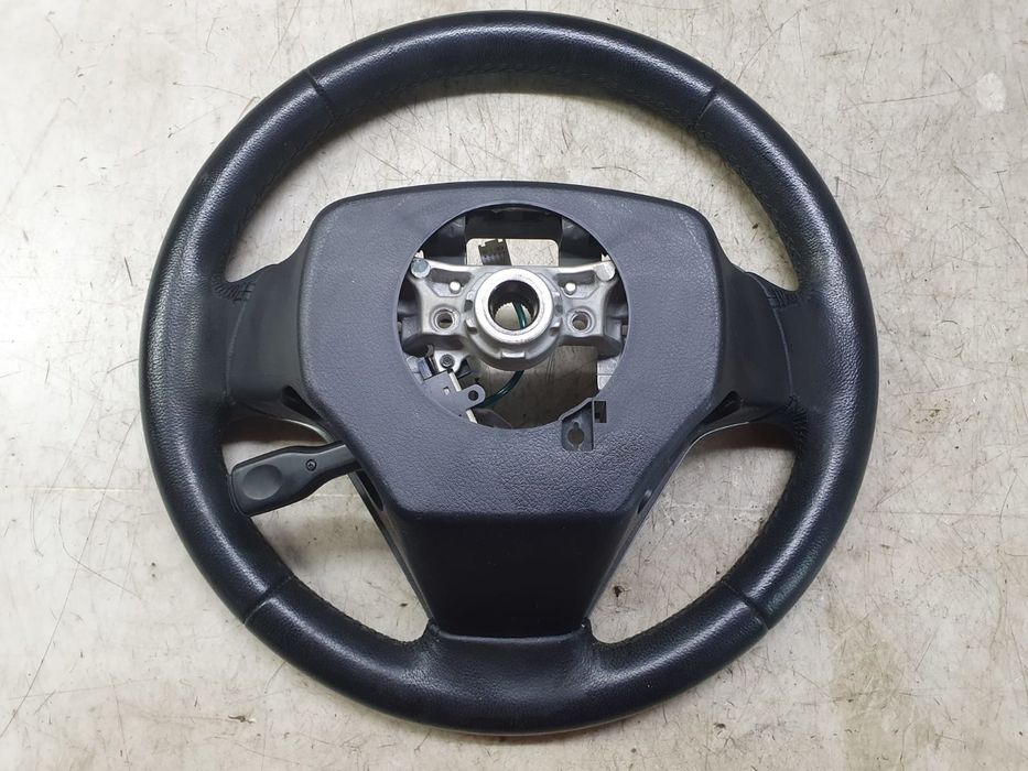 Volan in 3 spite cu comenzi 45100-05750-a Toyota Avensis 3 T27 (facelift) (2011 - 2015) 2.0 D-4D 1AD-FTV 2.0 D-4D 1AD-FT