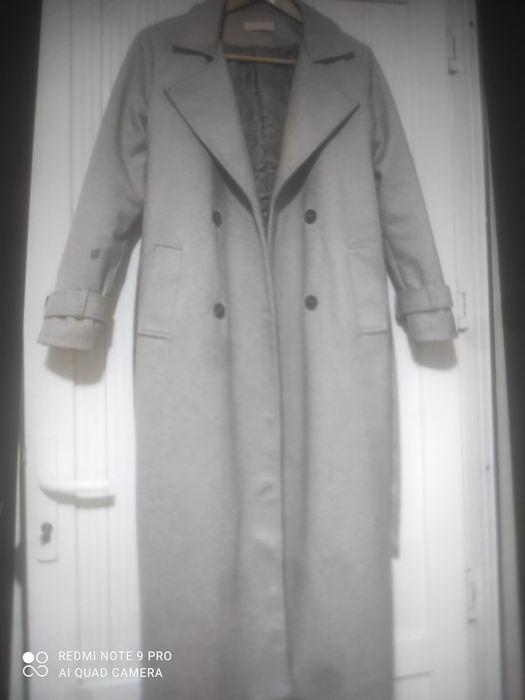 Пальто новое срочно