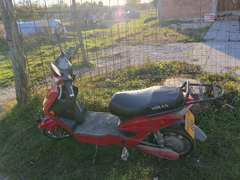 Vand scuter super preț.