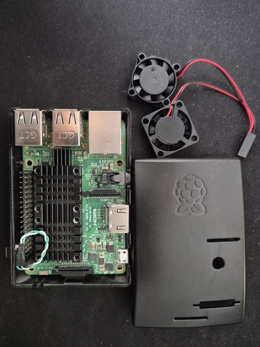 Rasp erry Pi 3 model 3B+
