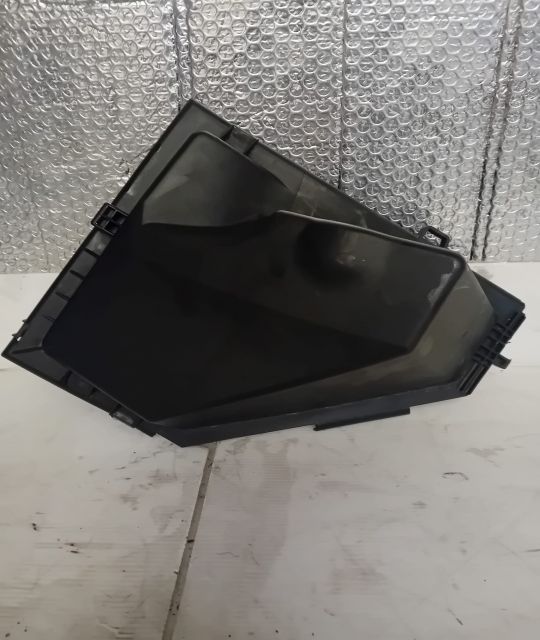 Capac carcasa filtru aer 2.0 D BMW Seria 3 E90/E91/E92/E93 (facelift)