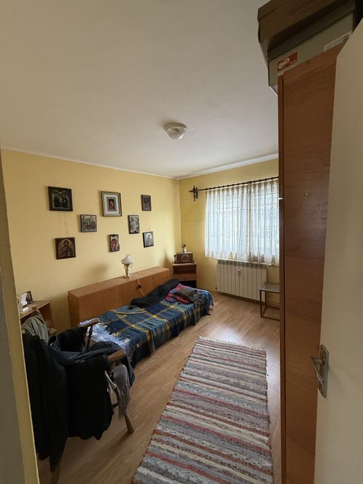 Vand apartament 2 camere
