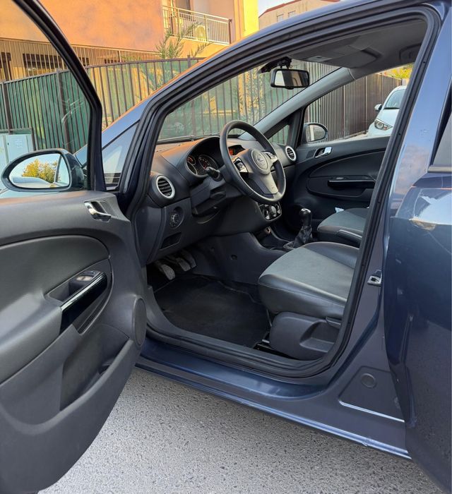 Opel Corsa 2009•Pack OPC• 1.4Benzina 240.000KM