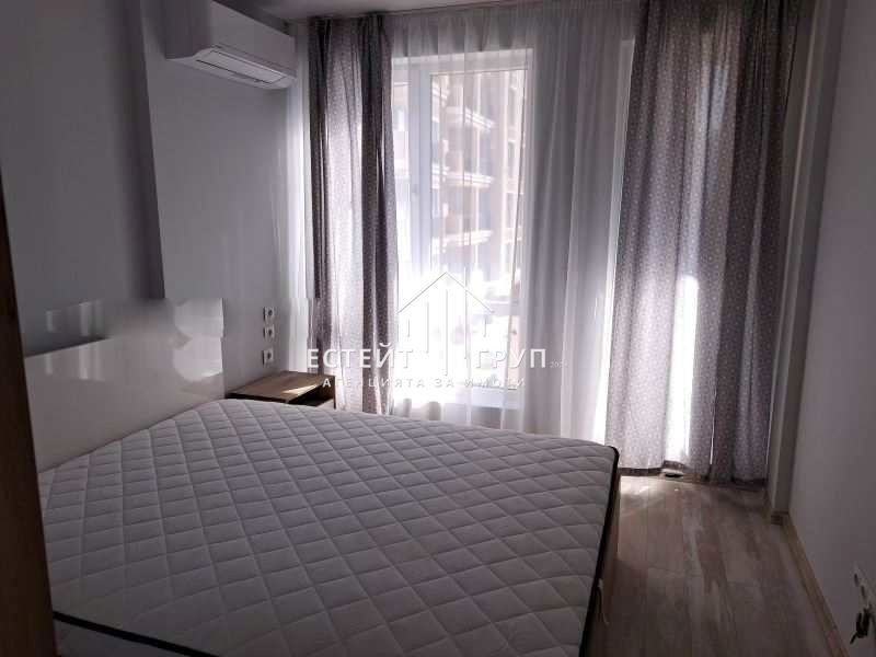 Дава се под наем Тристаен апартамент в Варна, Възраждане 1 - 86 кв.м за 510 € - Снимка #4