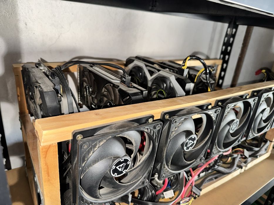 Mining rig, Майнинг Риг 2 броя RTX 3060, RX6600XT