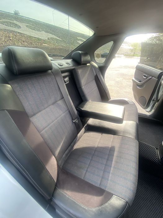 Продам Subaru B4, не турбовый