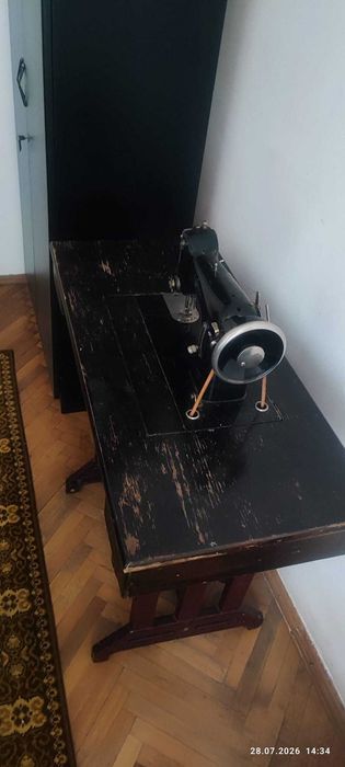 Vând mașină de cusut mode “Casnica”, pentru uz casnic/obiecte vintage.