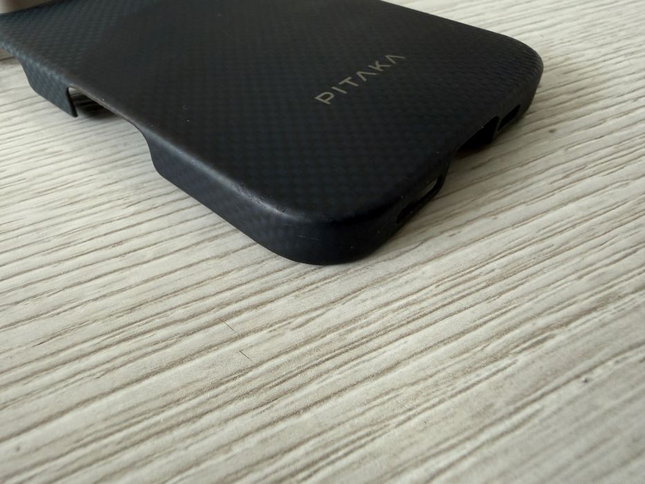 Pitaka iphone 16 pro