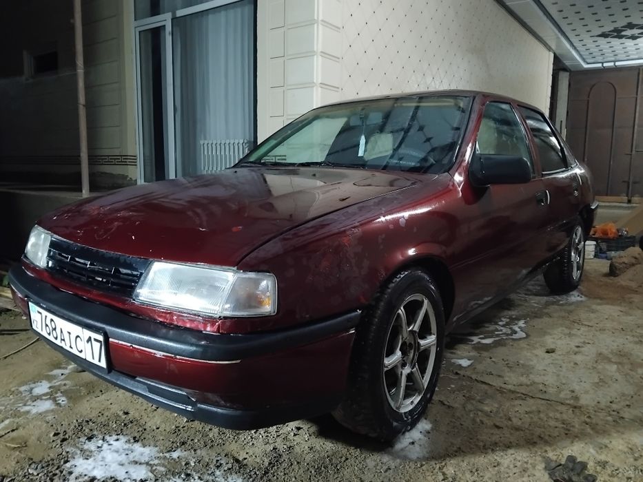 Продаётся опель вектра 1992г