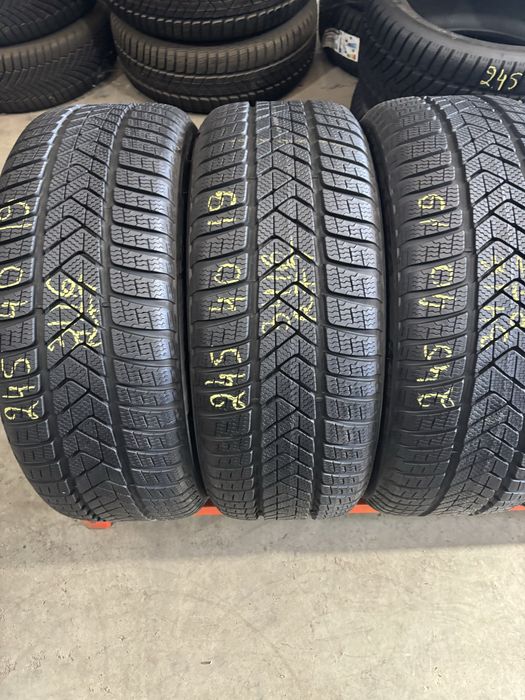 Anvelope Iarna 245/40/19 Pirelli SottoZero 3 RFT 245 40 19 R19