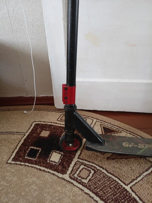 Продам трюковой самокат