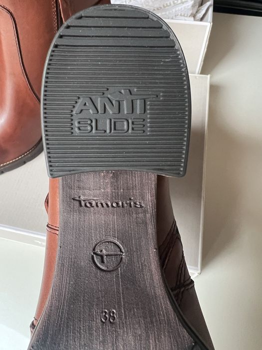 Дамски кожени боти Tamaris