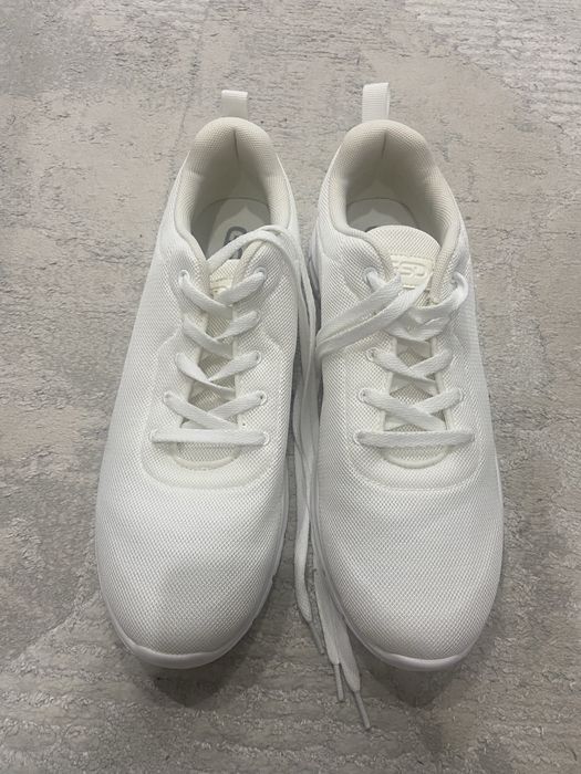 Кроссовки 45 размер летние