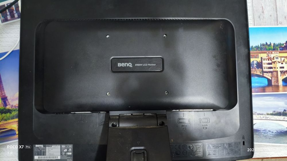 Продам монитор BenQ E900W