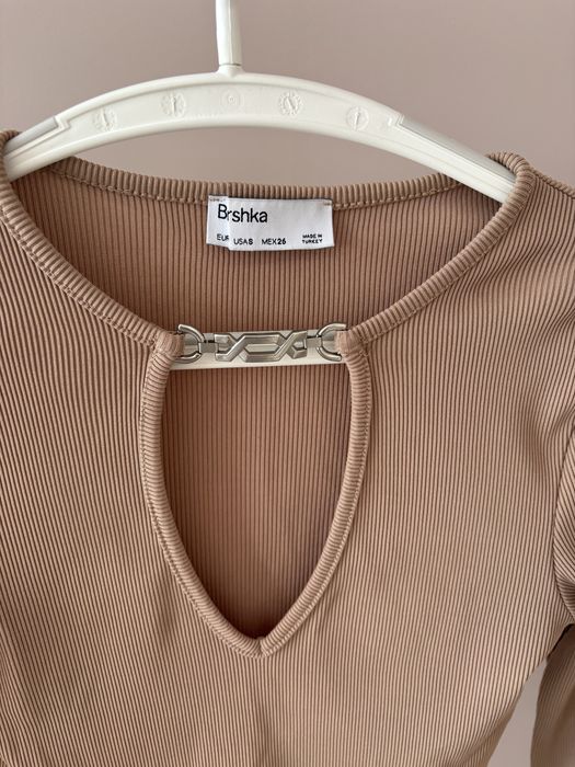 Блузи бершка страдивариус