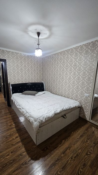 Срочно Ц-1. 2/9/9. Напротив Тата