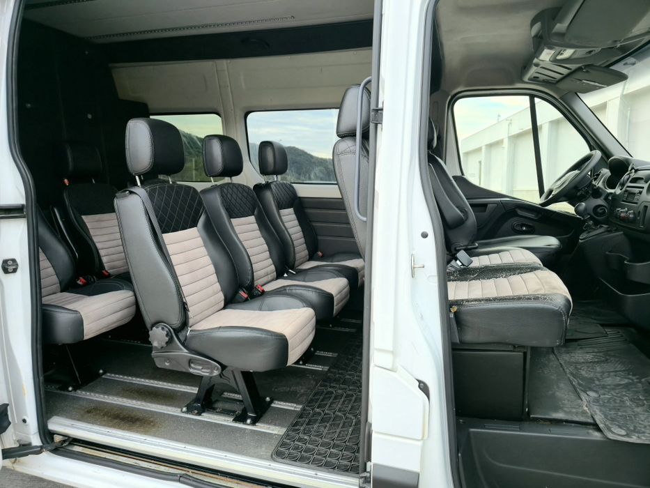Renault Master 8+1 locuri 2.3 Dci 170 Cp
