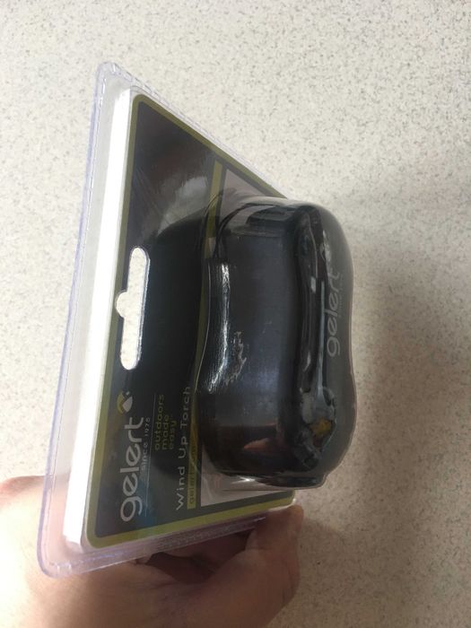 Продавам фенерче с динамо