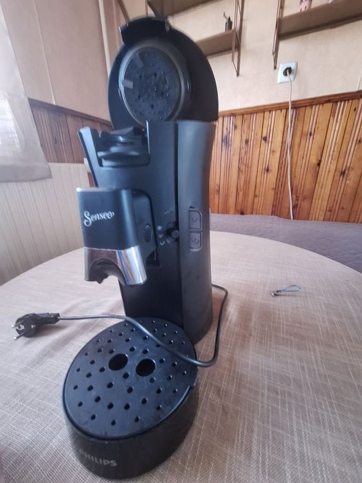 Два броя кафемашини