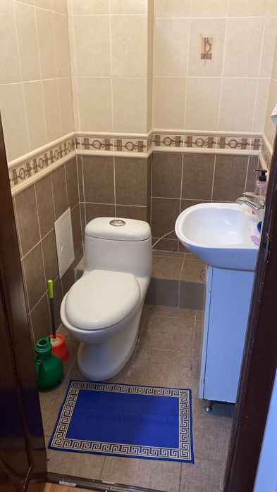 Сдам двухкомнатную квартиру.