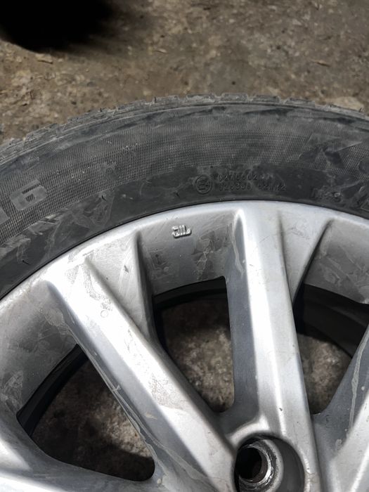 Camry 50 215/65/R16