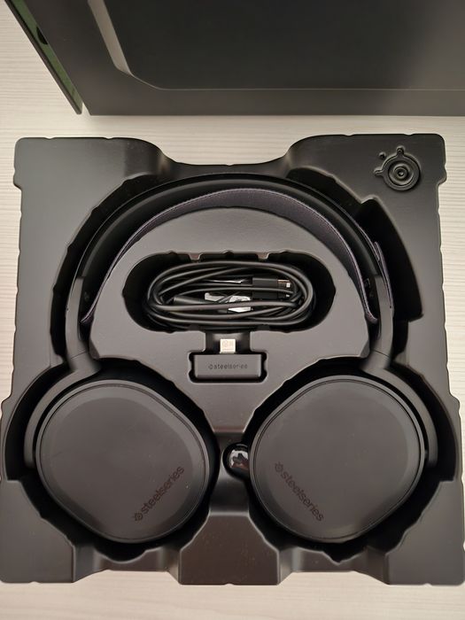 Продам наушники SteelSeries Arctis7+