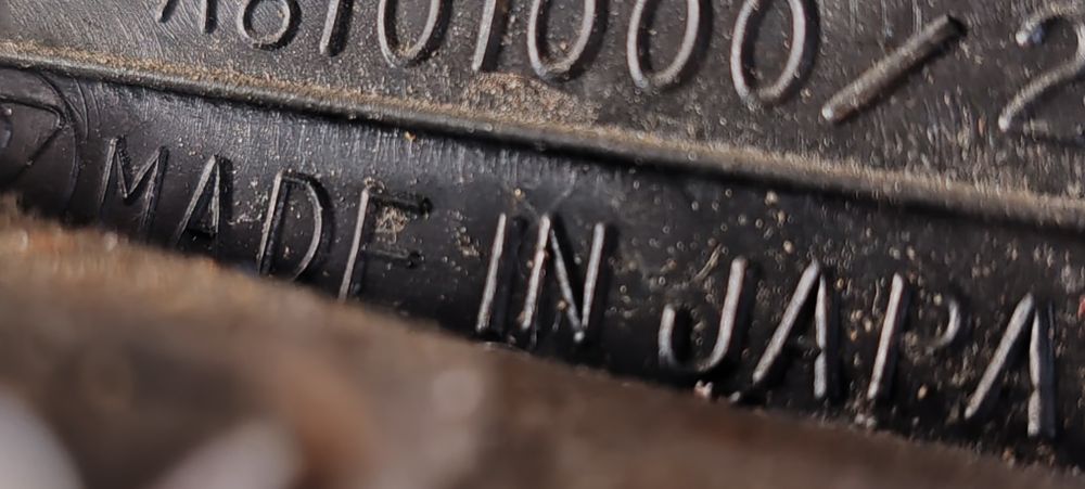 Передние сидения.