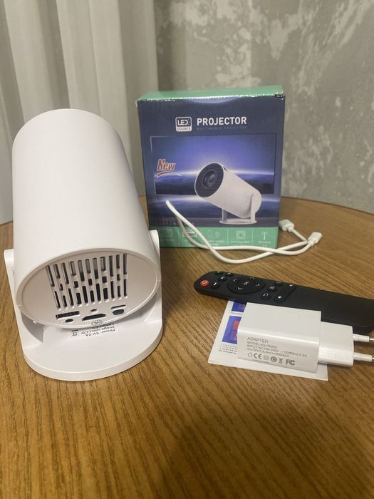 Продам проектор Salange HY300