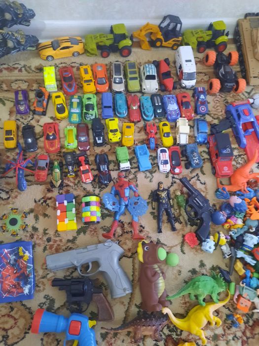 Игрушки для мальчика