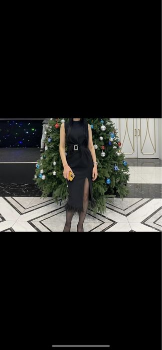 Платья вечерние один раз одевала