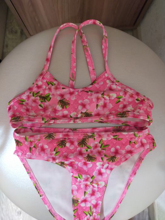 Купальник на 3 -4 годика