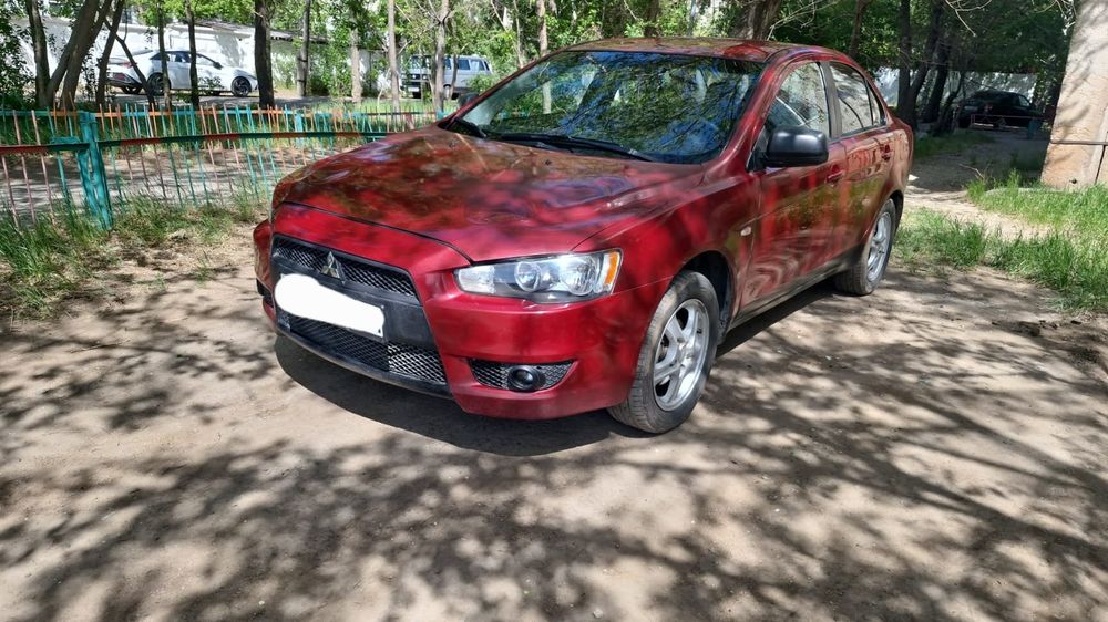 Продам машину  митсубиси