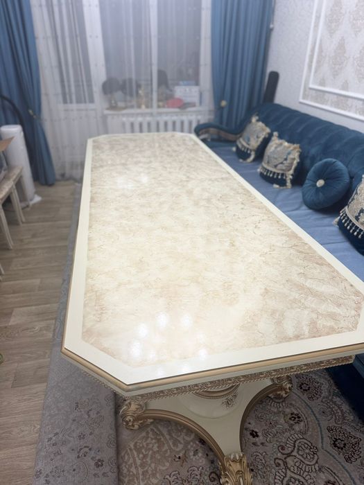 Продам стол хор состоянии